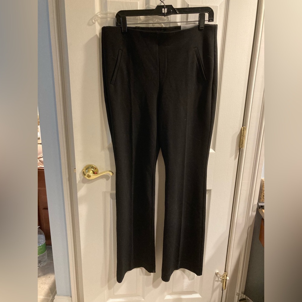 NWT Chico's Juliet Black boot Leg Pants sz 1.5, 10 Rayon blend stretch slimming